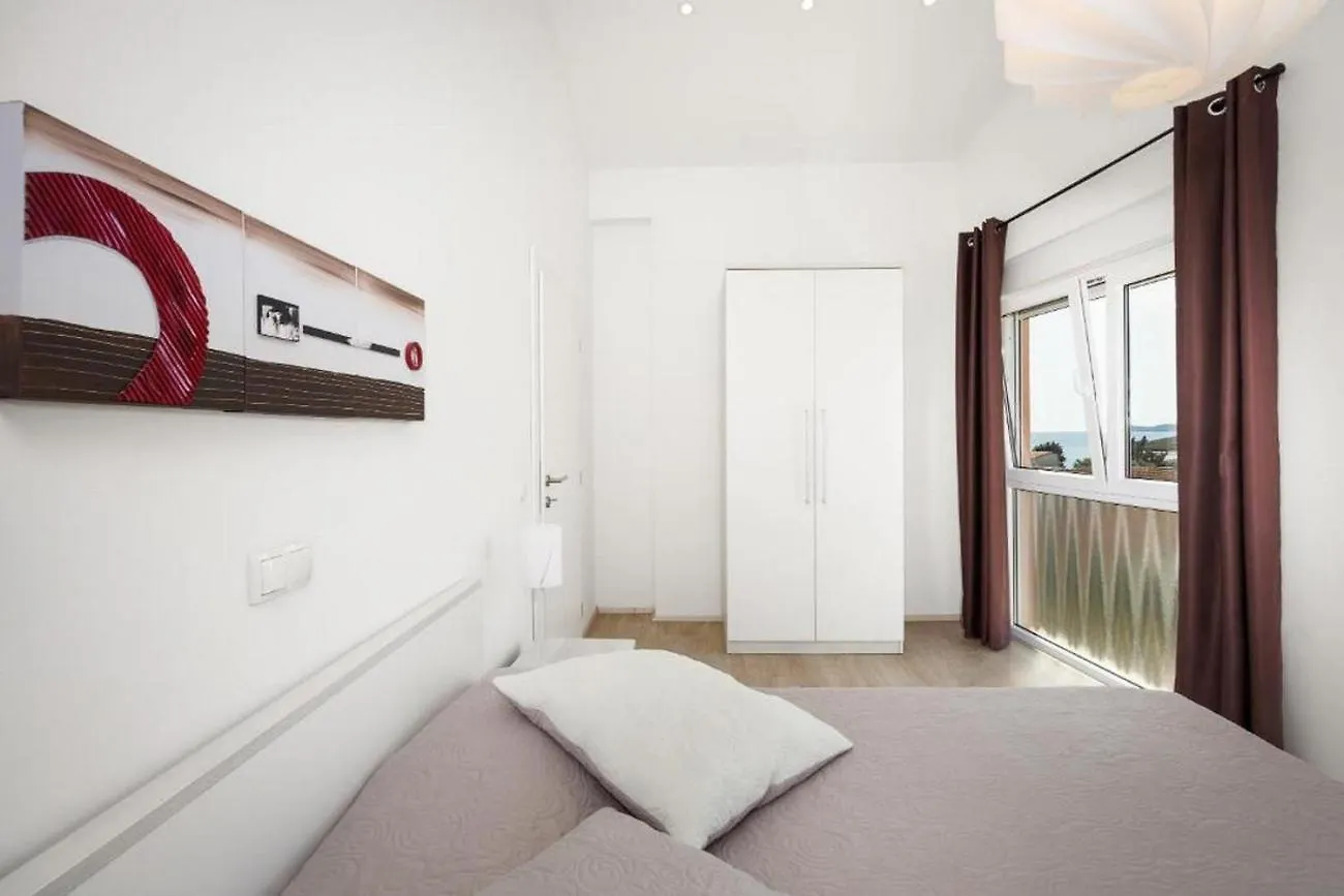 Apartments Bluemare Pakoštane 0*,