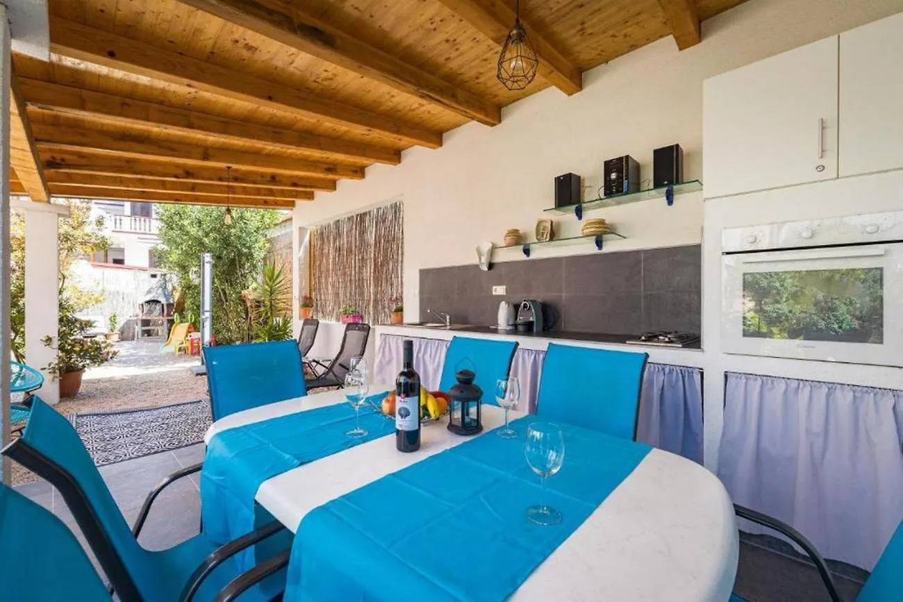 Apartments Bluemare Pakoštane 0*,