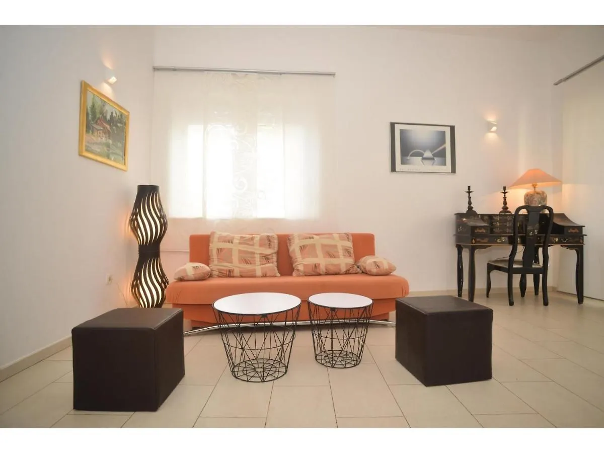 Apartments Bluemare باكوشتاني