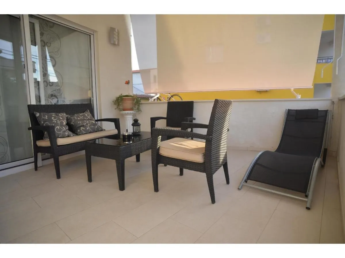 Apartments Bluemare باكوشتاني