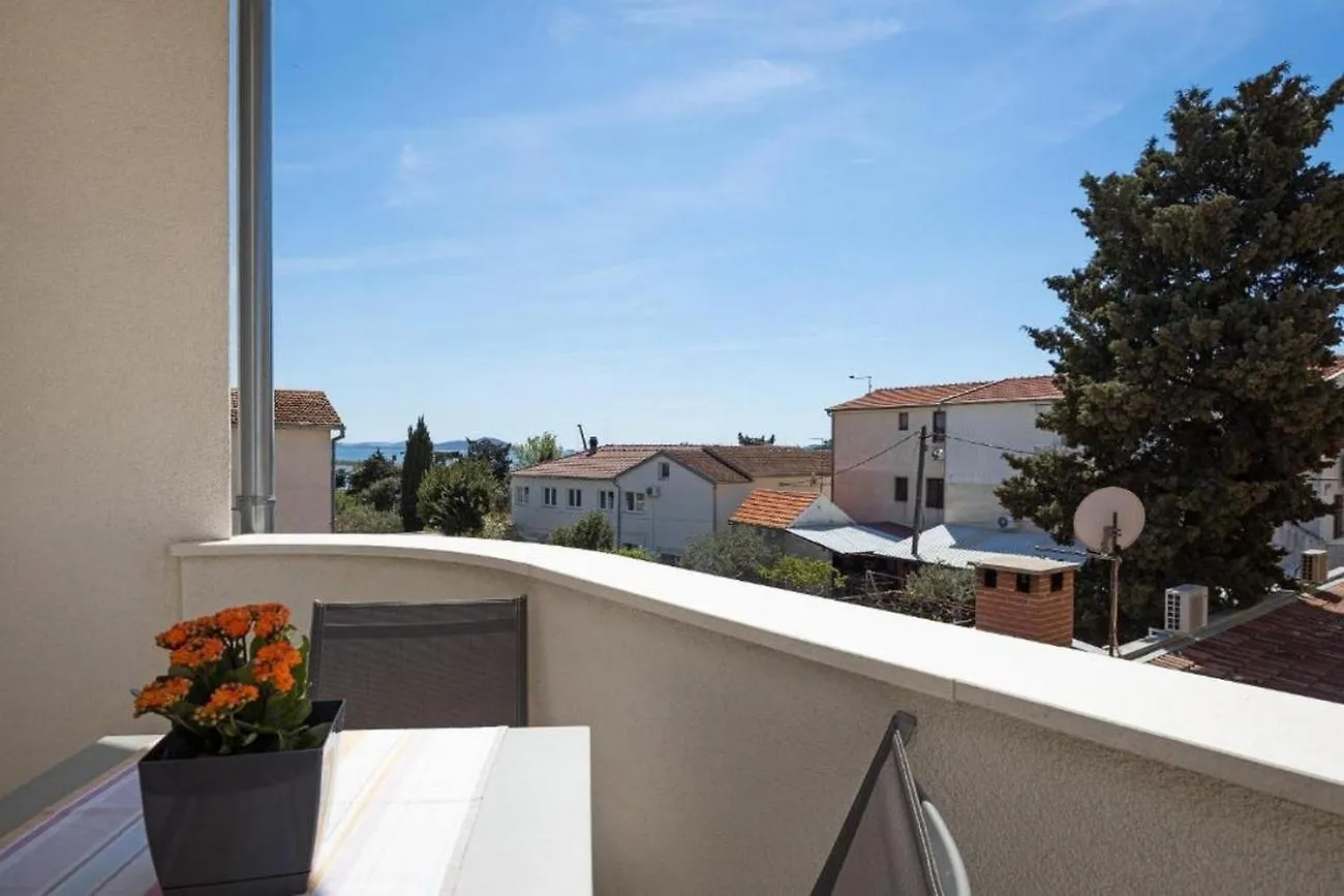 Apartments Bluemare باكوشتاني