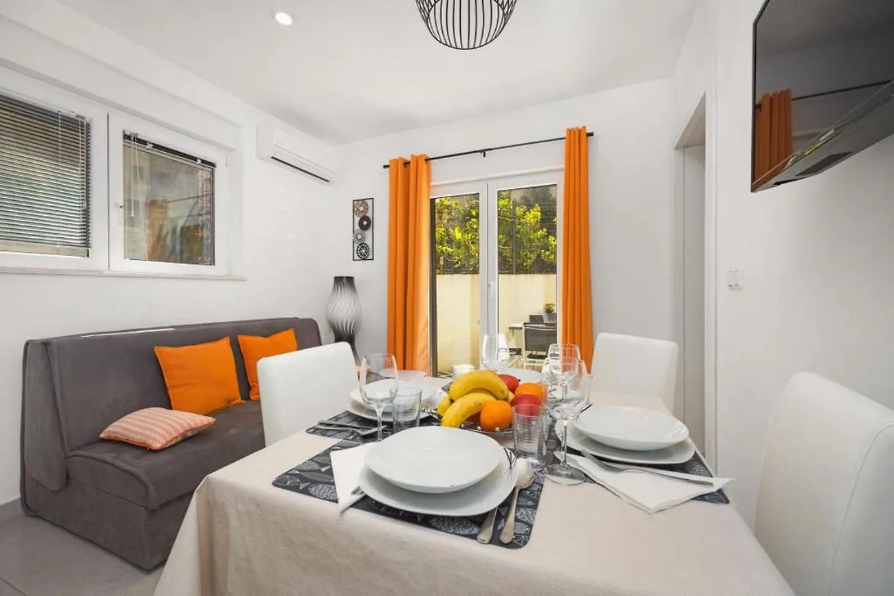 Apartments Bluemare باكوشتاني